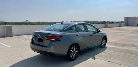 Nissan Versa 2021