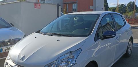 Peugeot 208 2017