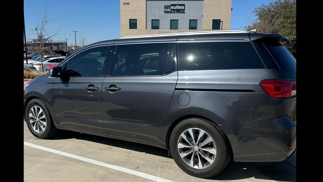 Kia Sedona 2017 in Fort Worth, TX