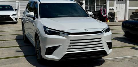 Lexus TX 2026