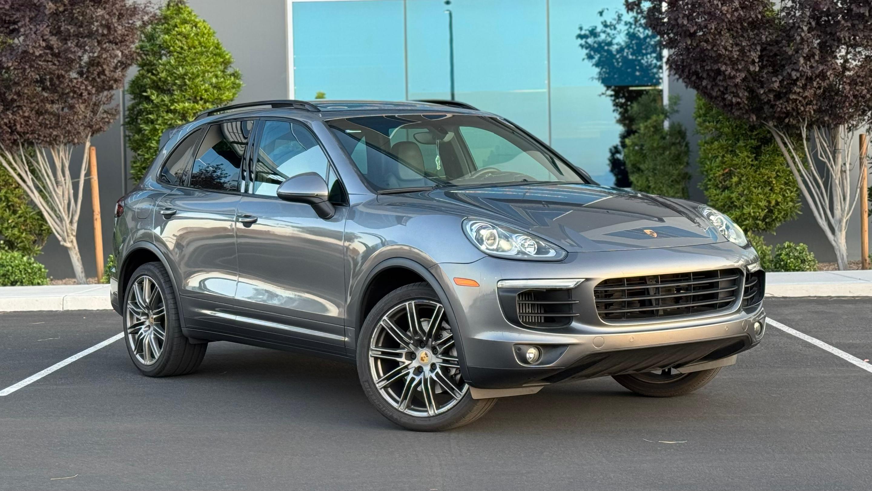 Porsche Cayenne 2016 in Las Vegas, NV