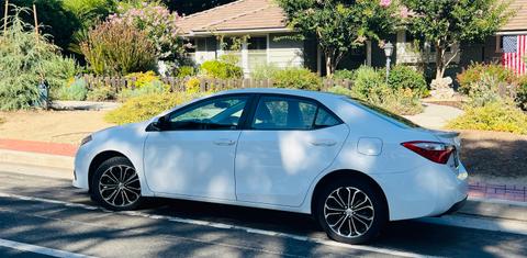 Toyota Corolla 2015