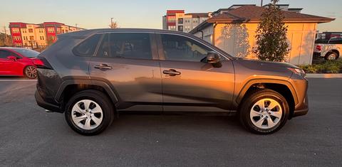 Toyota RAV4 2025