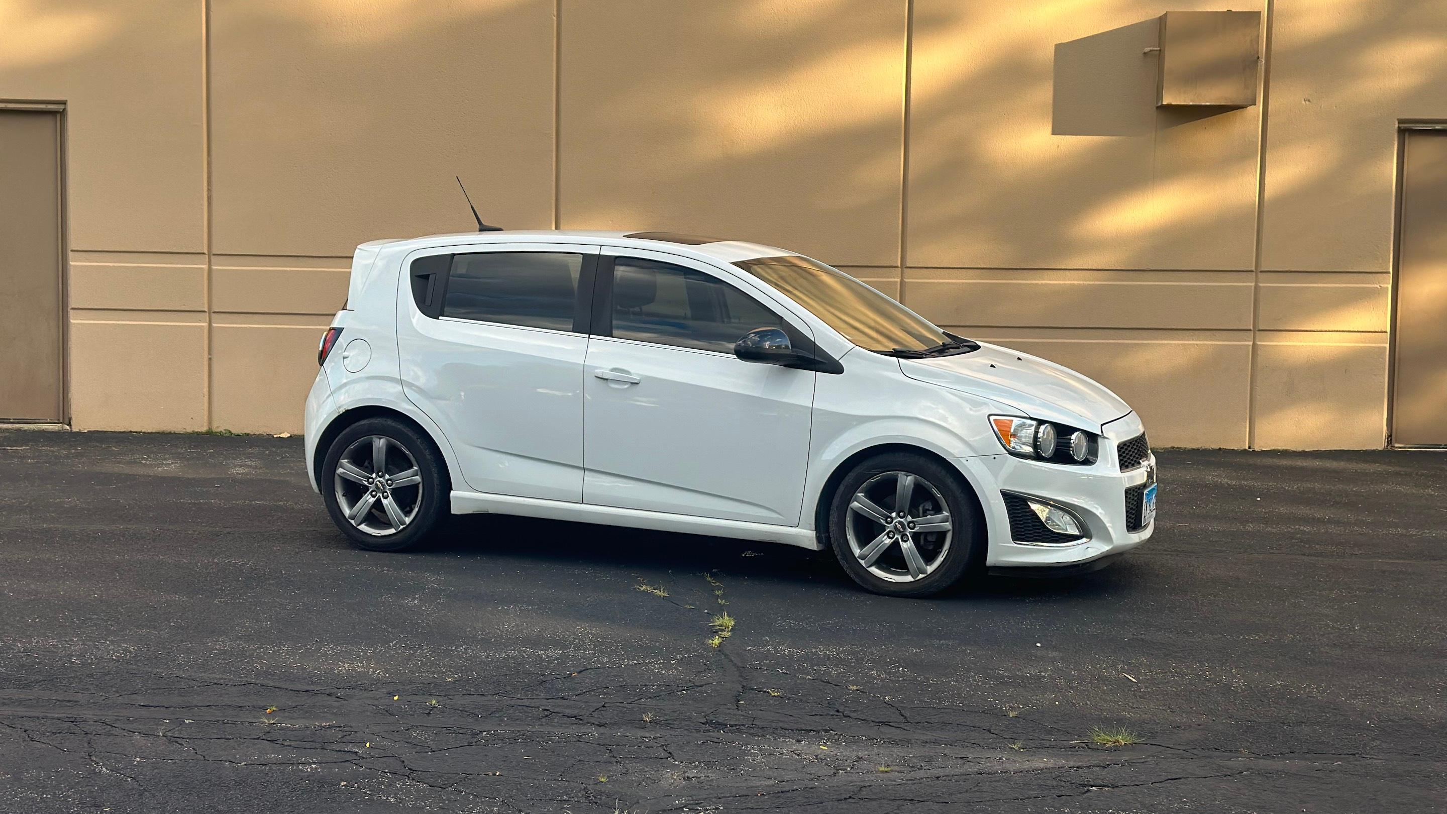Chevrolet Sonic 2013 in 