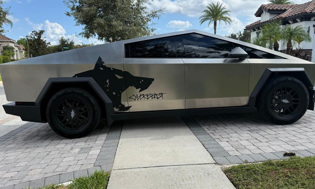 2025 Tesla Cybertruck in Kissimmee