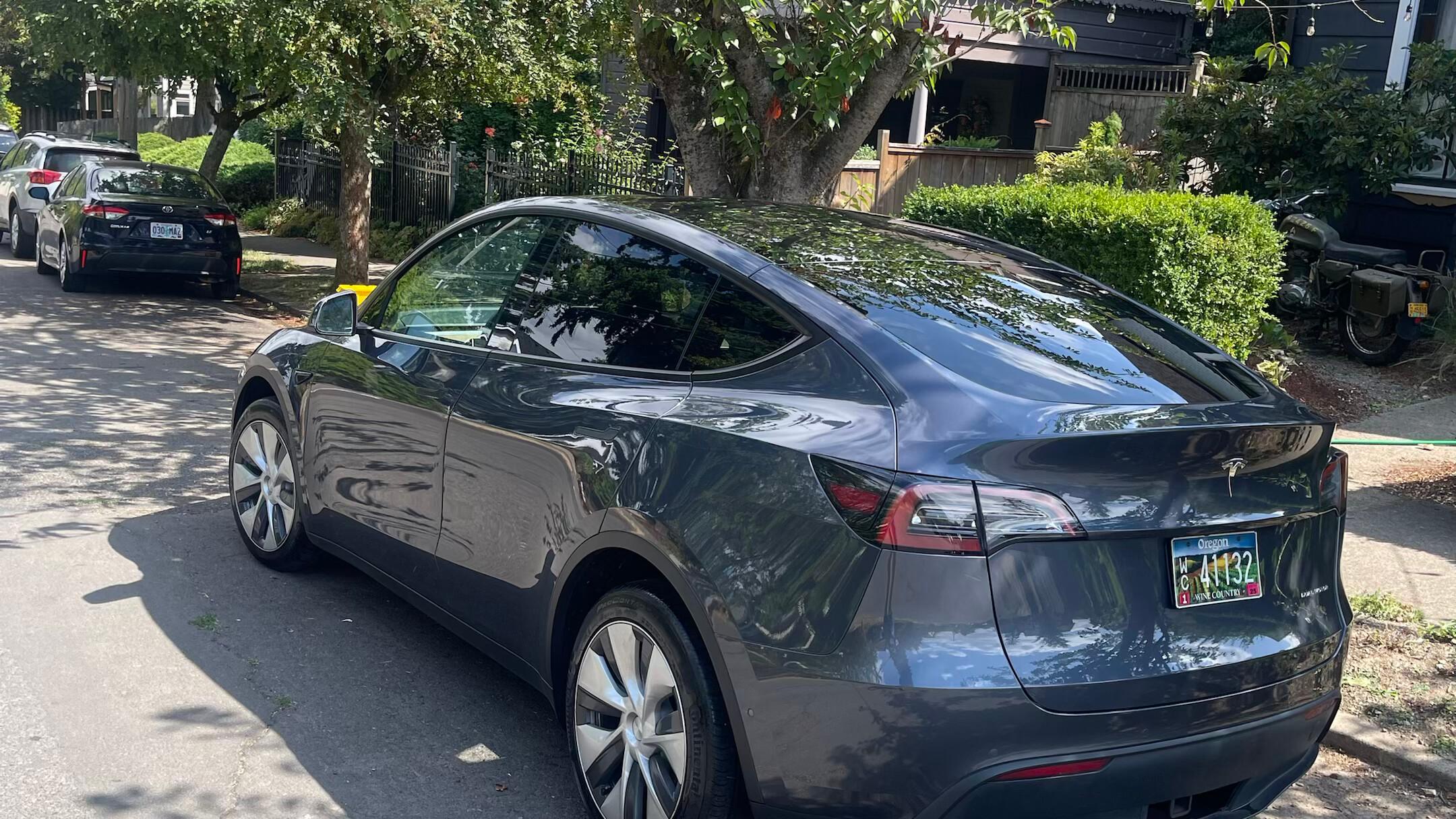 Tesla Model Y 2022 in Portland, OR