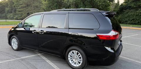 Toyota Sienna 2016