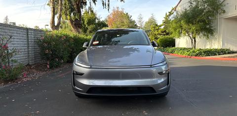Tesla Model Y 2026