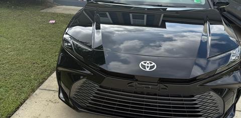 Toyota Camry Hybrid 2025