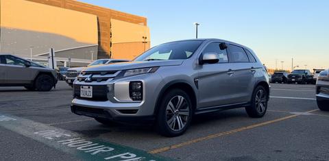 Mitsubishi Outlander Sport 2024