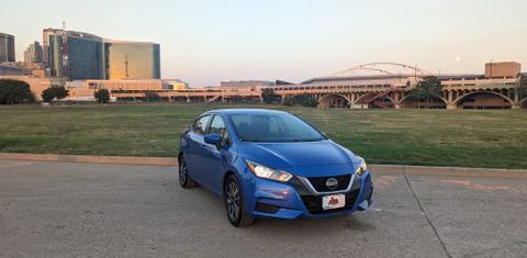 Nissan Versa 2021