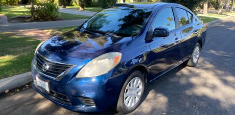 Nissan Versa 2012