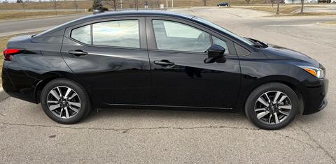 Nissan Versa 2021