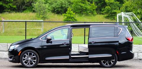 Chrysler Pacifica 2017