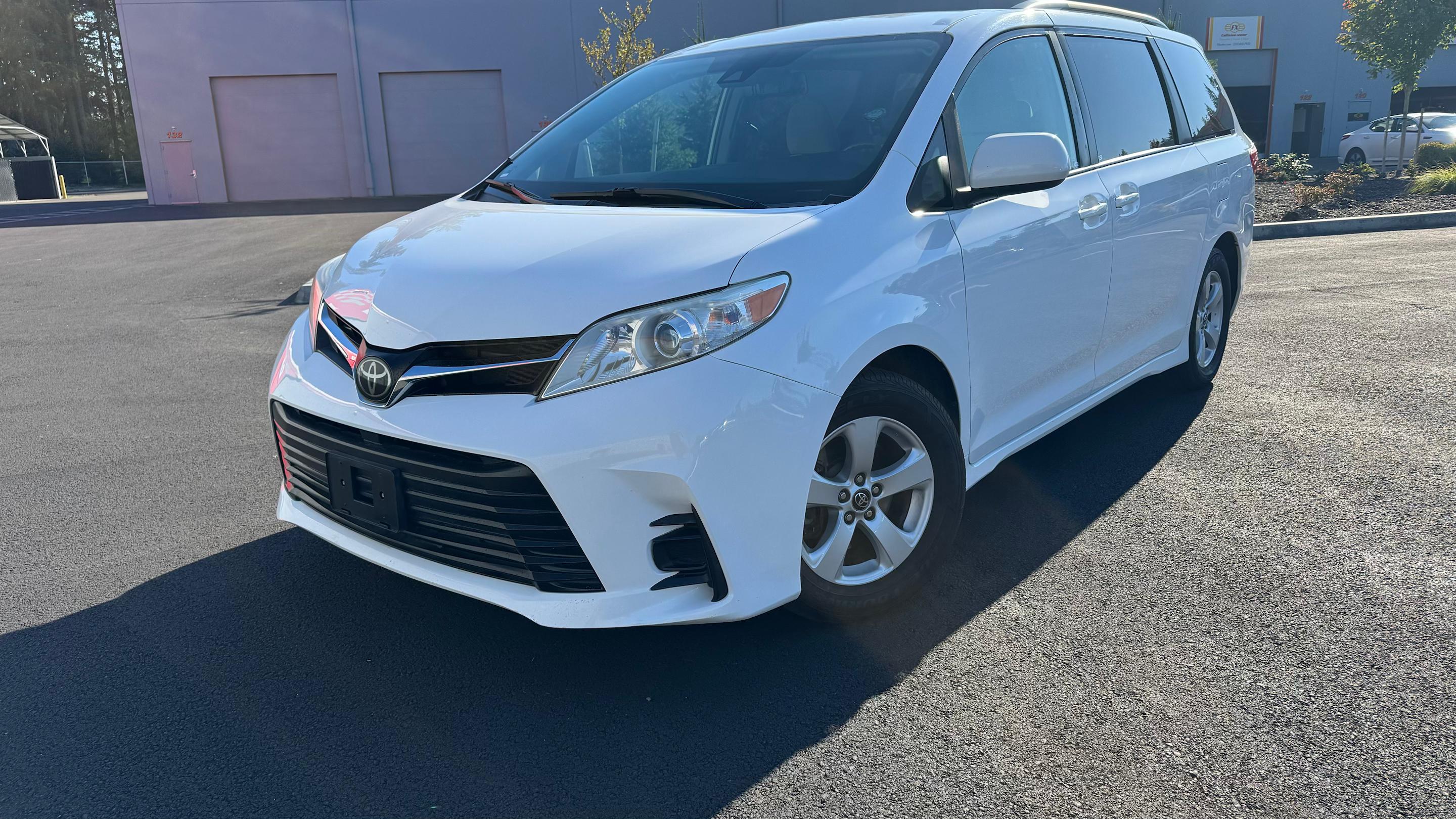 Toyota Sienna 2020 in Auburn, WA