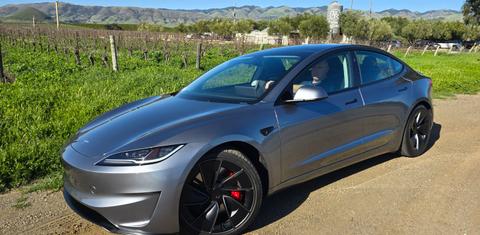Tesla Model 3 2025