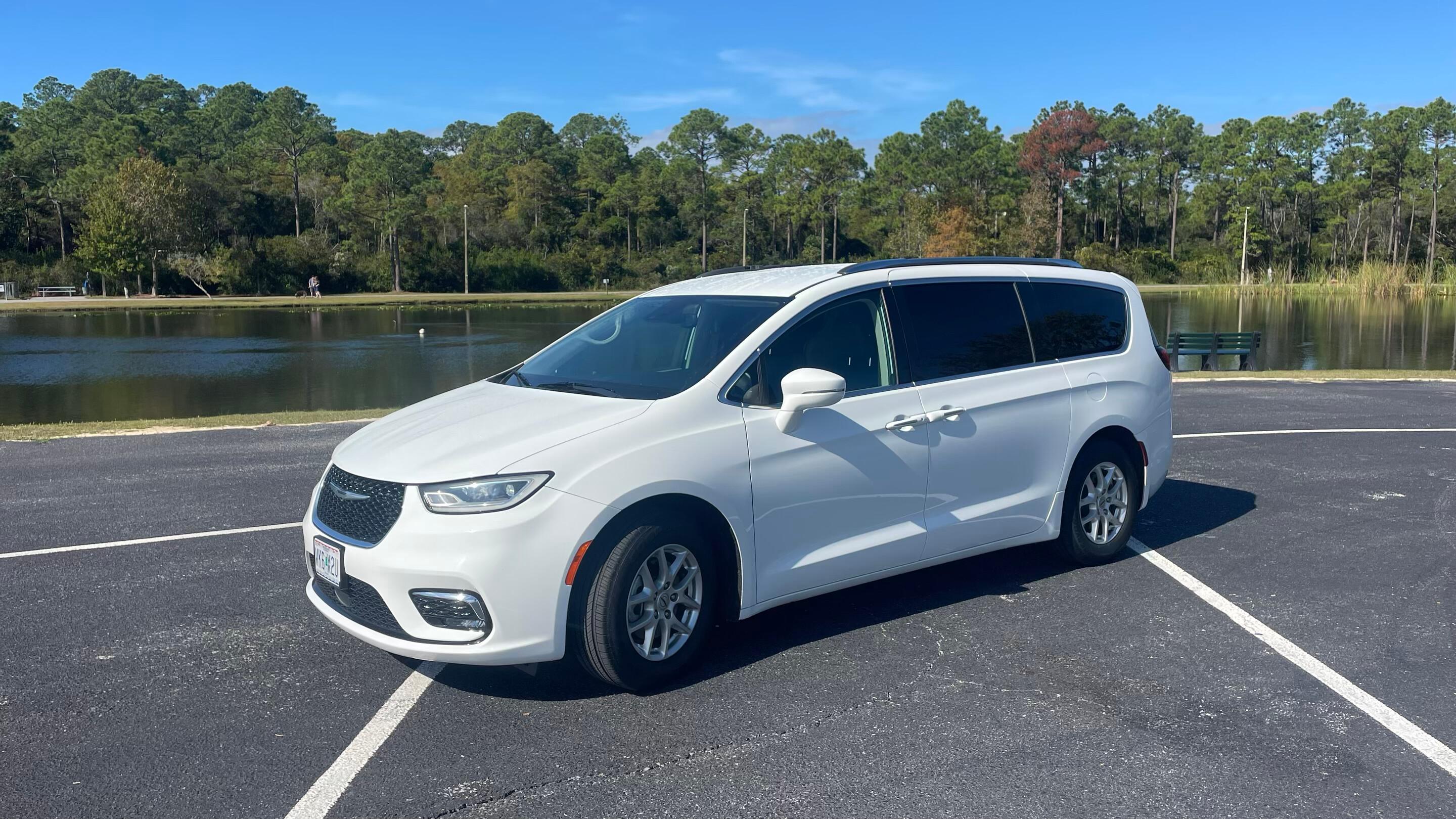 Chrysler Pacifica 2021 in Panama City Beach, FL