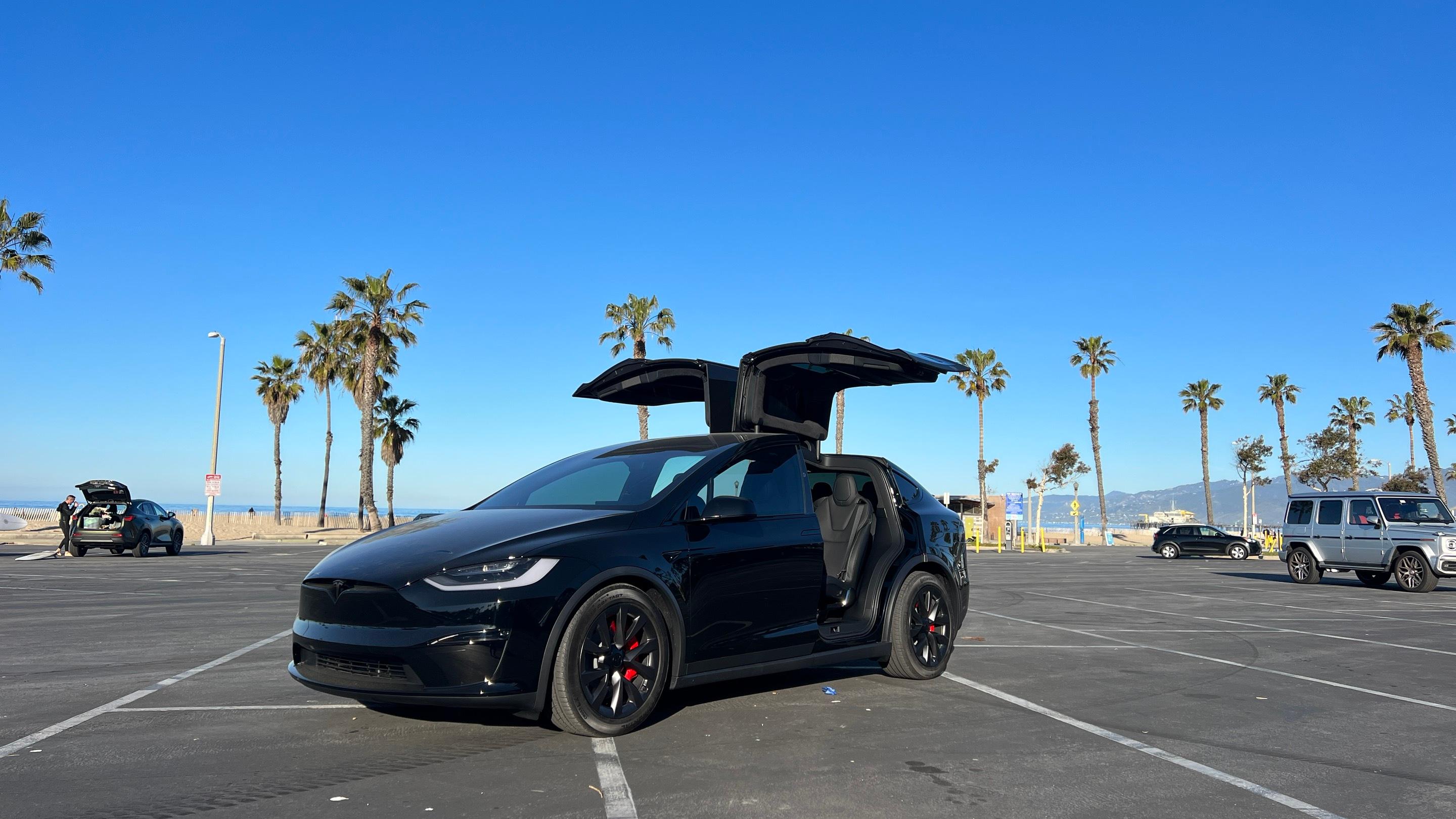 Tesla Model X 2023 in Santa Monica, CA