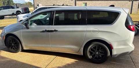 Chrysler Pacifica 2024