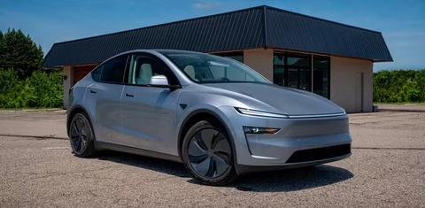 Tesla Model Y 2026