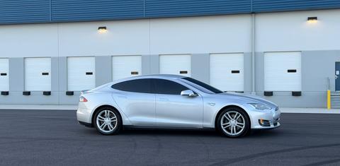 Tesla Model S 2016