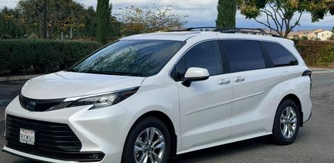 Toyota Sienna 2025
