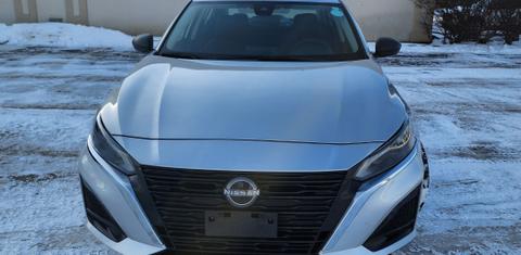Nissan Altima 2024