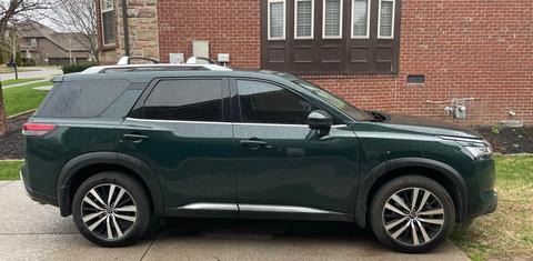 Nissan Pathfinder 2023