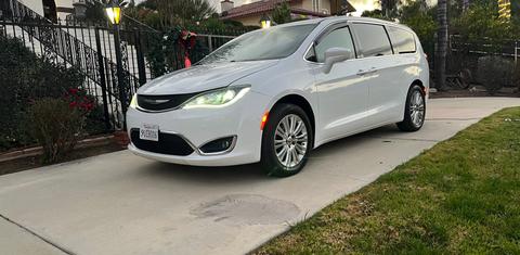 Chrysler Pacifica 2018