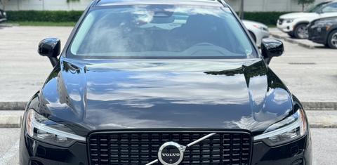 Volvo XC60 Recharge Plug-In Hybrid 2024