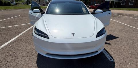 Tesla Model 3 2026