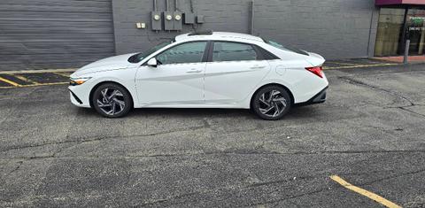 Hyundai Elantra 2025
