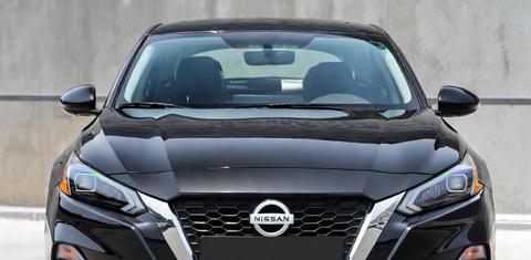 Nissan Altima 2025