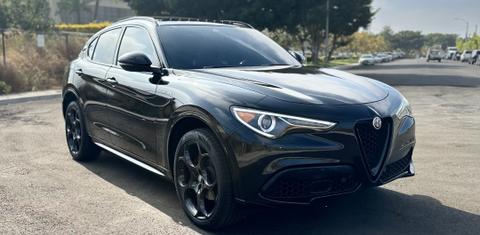Alfa Romeo Stelvio 2023