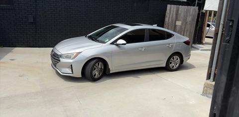 Hyundai Elantra 2019