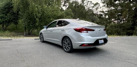Hyundai Elantra 2019