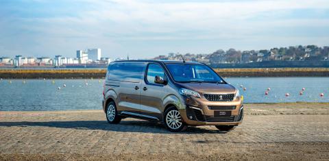 Peugeot Traveller 2018