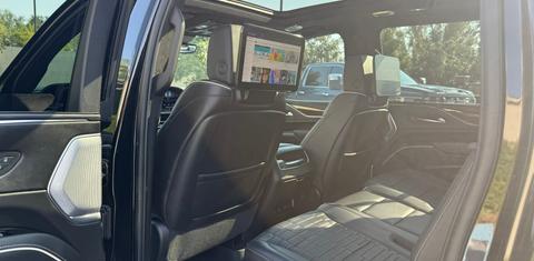 Cadillac Escalade ESV 2024