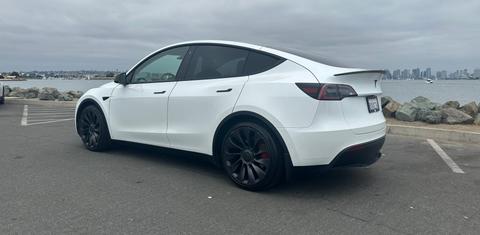 Tesla Model Y 2021
