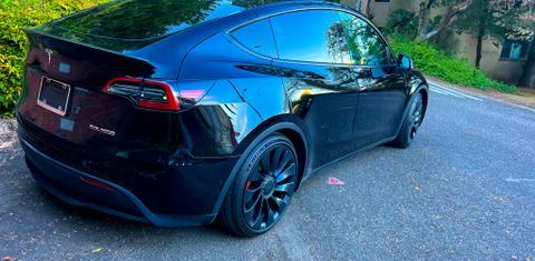 Tesla Model Y 2022