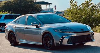 Toyota Camry Hybrid 2025 — Car rental alternative in Wilmington, NC
