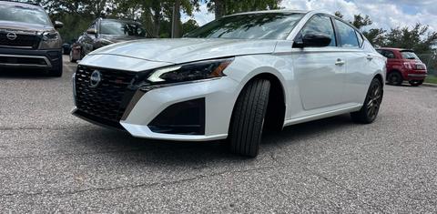 Nissan Altima 2025