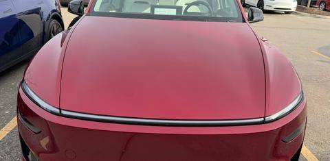 Tesla Model Y 2026