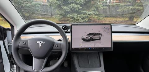 Tesla Model 3 2023