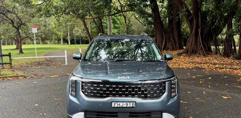Kia CARNIVAL 2024