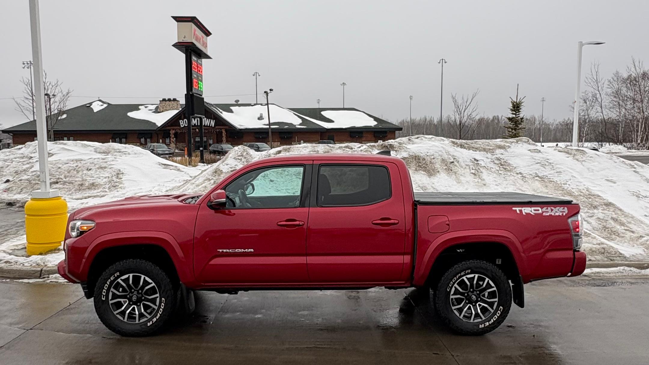 Toyota Tacoma 2021 in Duluth, MN