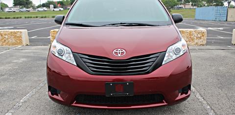 Toyota Sienna 2015