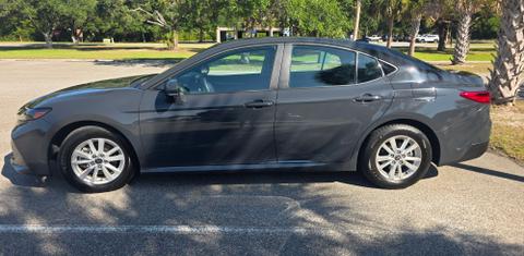 Toyota Camry Hybrid 2025