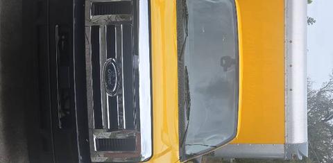Ford E-Series 2022