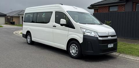 Toyota HIACE 2022